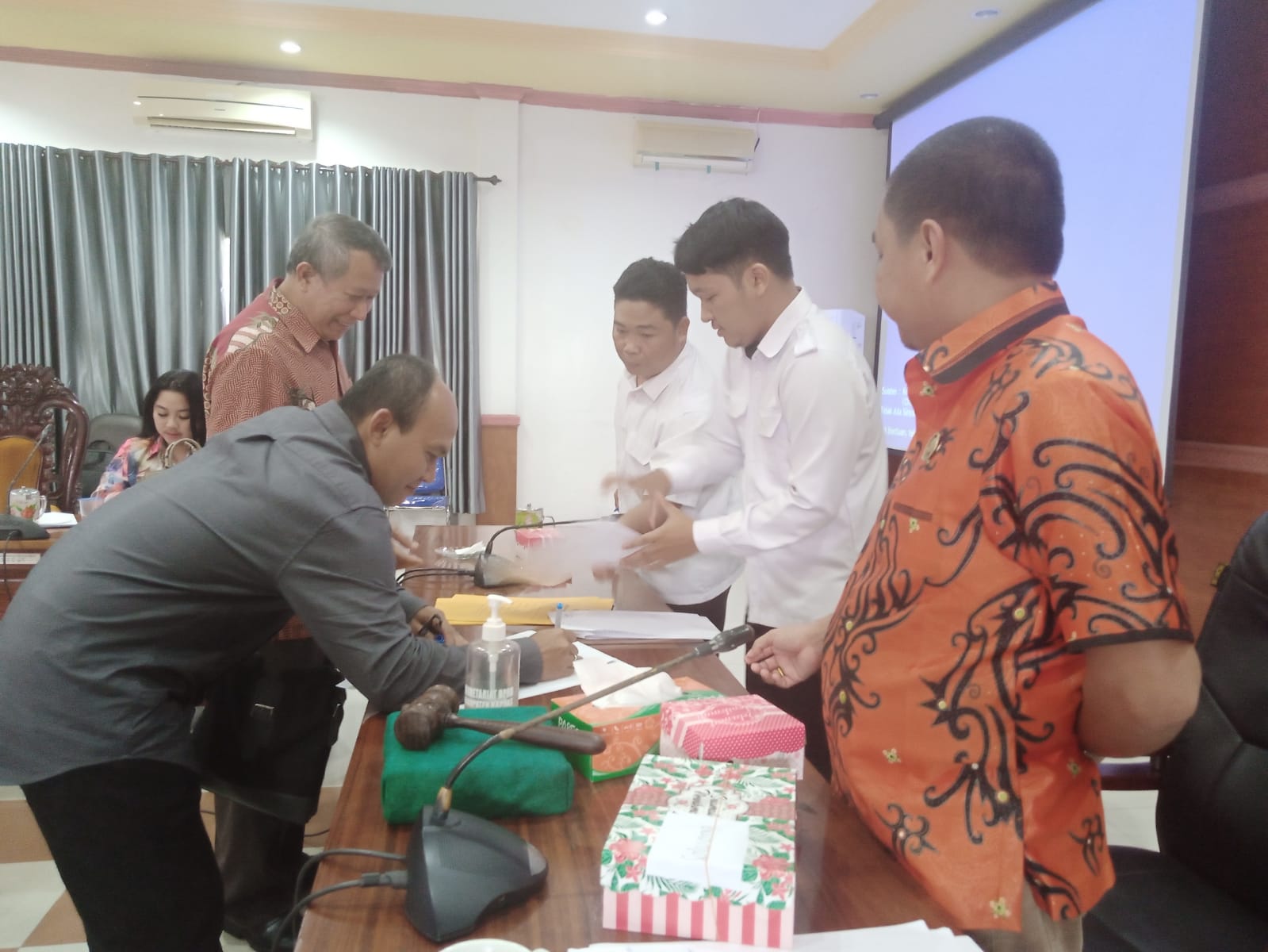 Dewan Minta Semua Pihak Laksanakan Kesepakatan