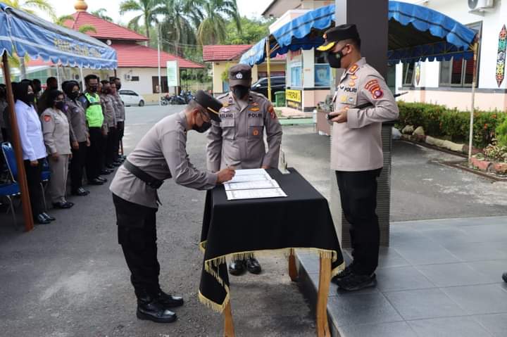 Kapolres Lantik Kasi Hukum Polres Pulang Pisau