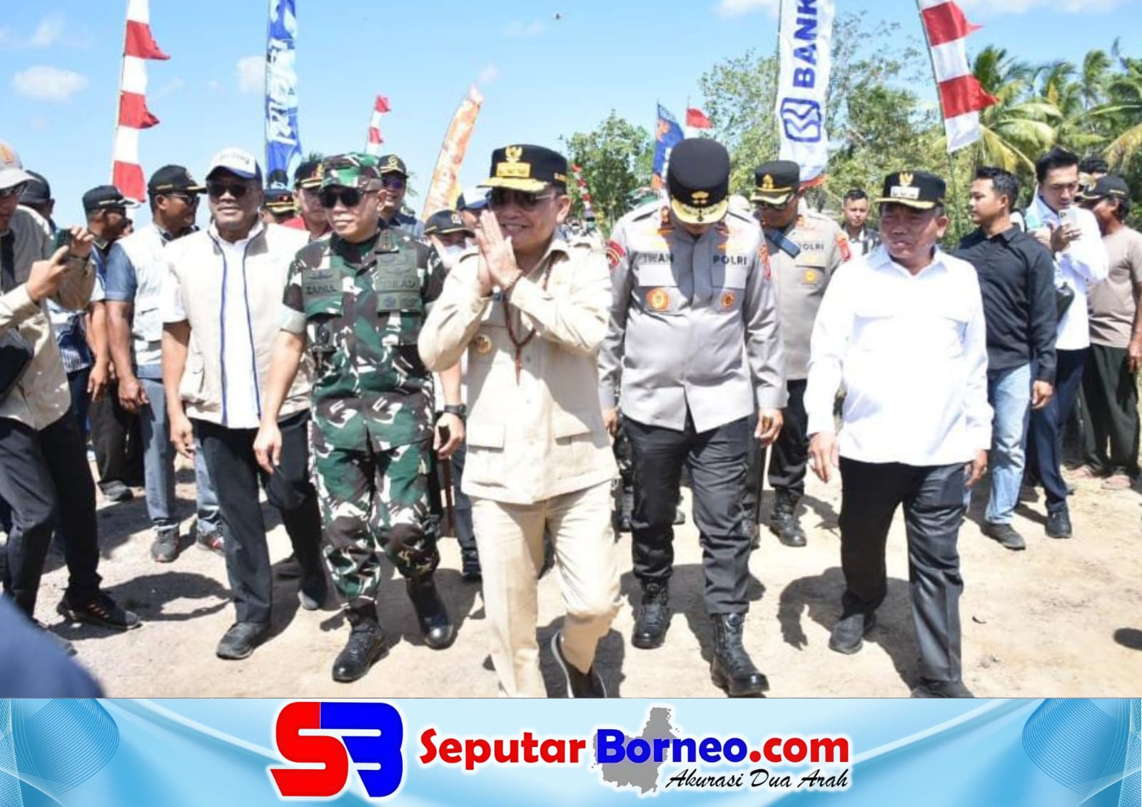 Perkuat Ketahanan Pangan Nasional, Gubernur Kalteng dan Bupati Kapuas Panen Raya Padi