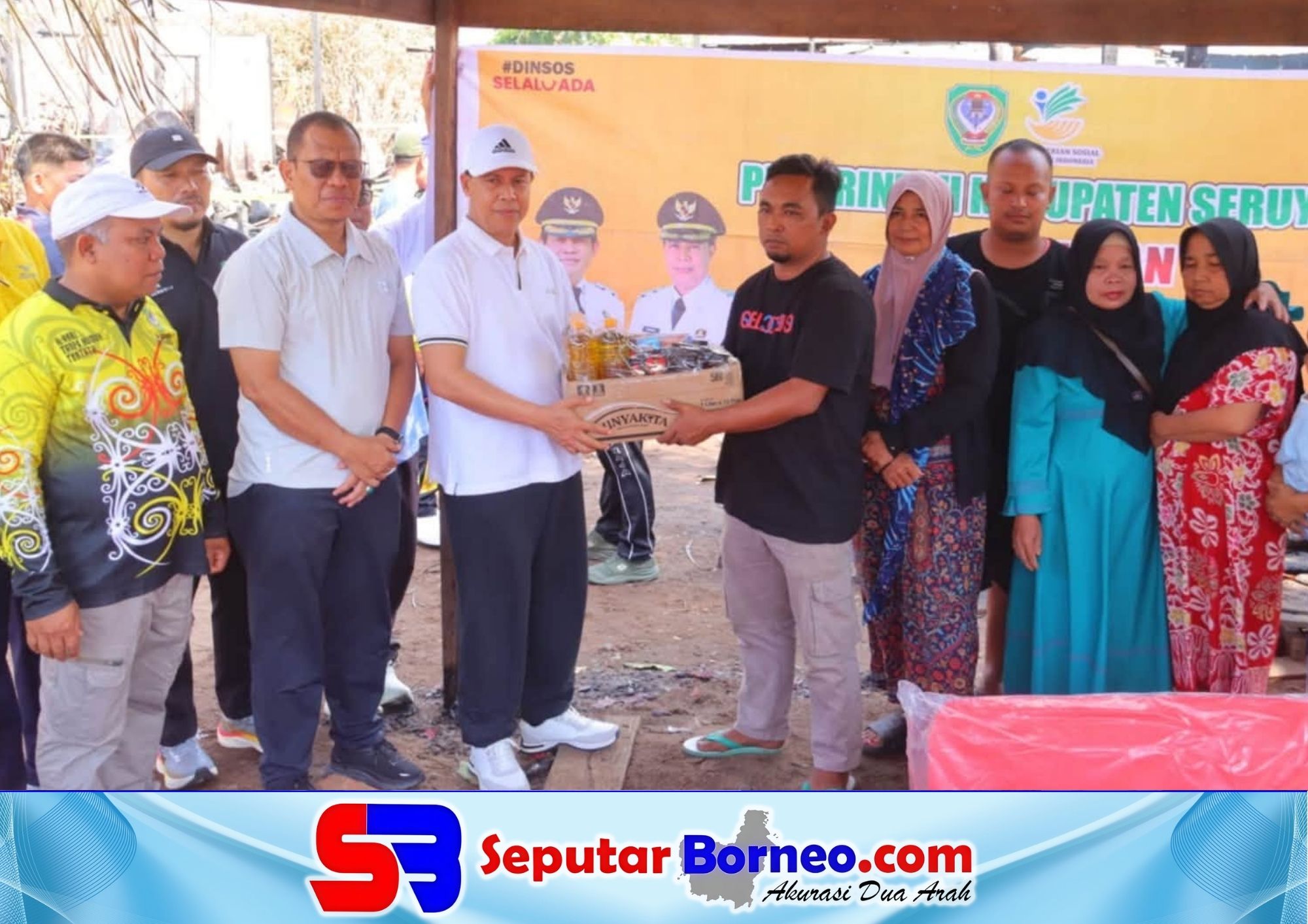 Wabup Seruyan Salurkan Bantuan untuk Kebakaran Lima Rumah