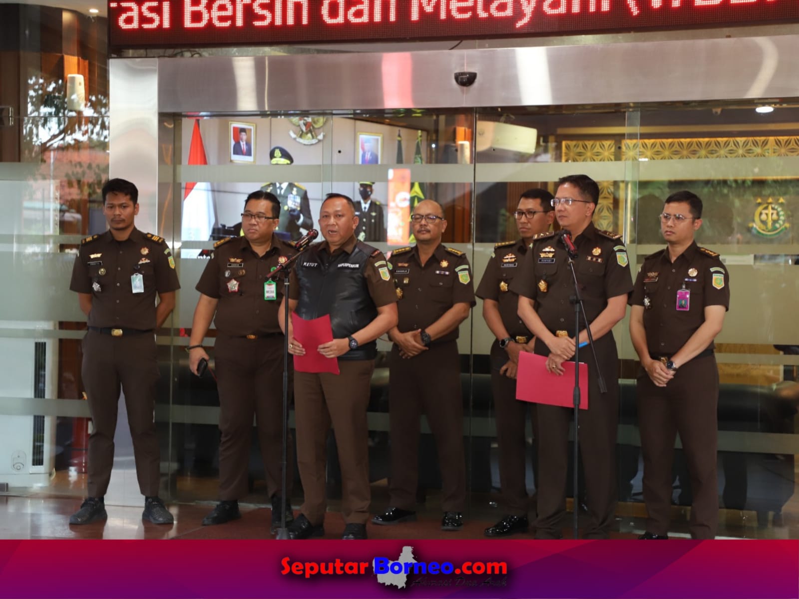 Penyidik Kejagung Tiga Orang Tersangka Perkara BAKTI Kemkominfo