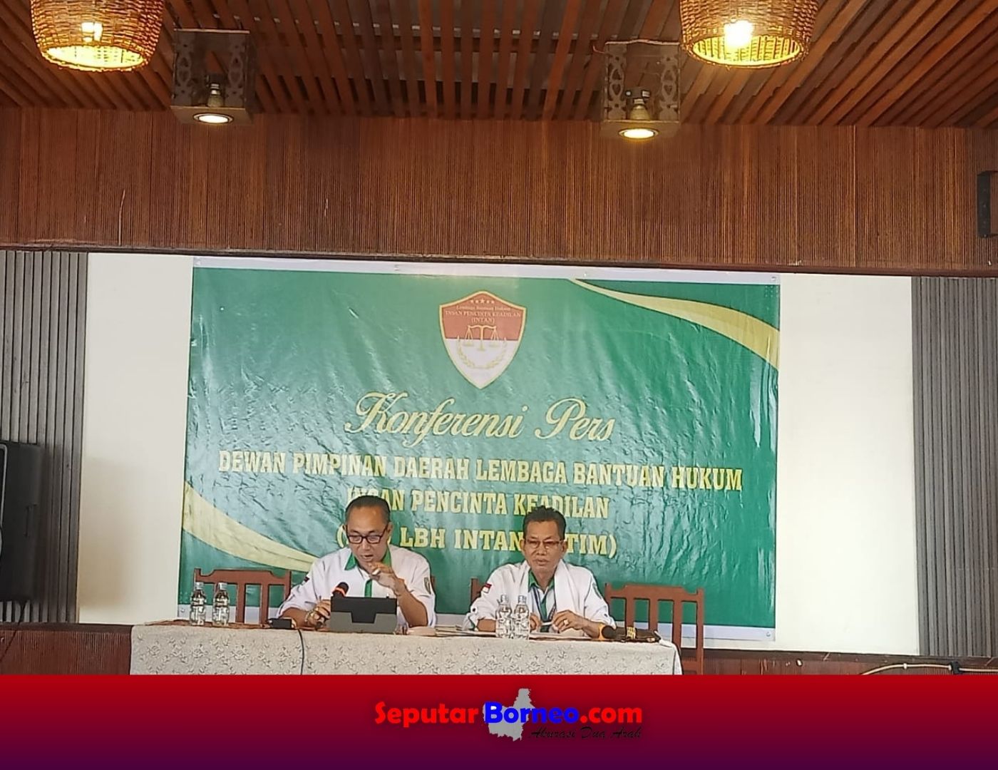 Kuasa hukum Fadliannor, Parlin Silitonga dalam penyampaian keterangan jumpa pers kepada awak media. (FOTO:ABU)