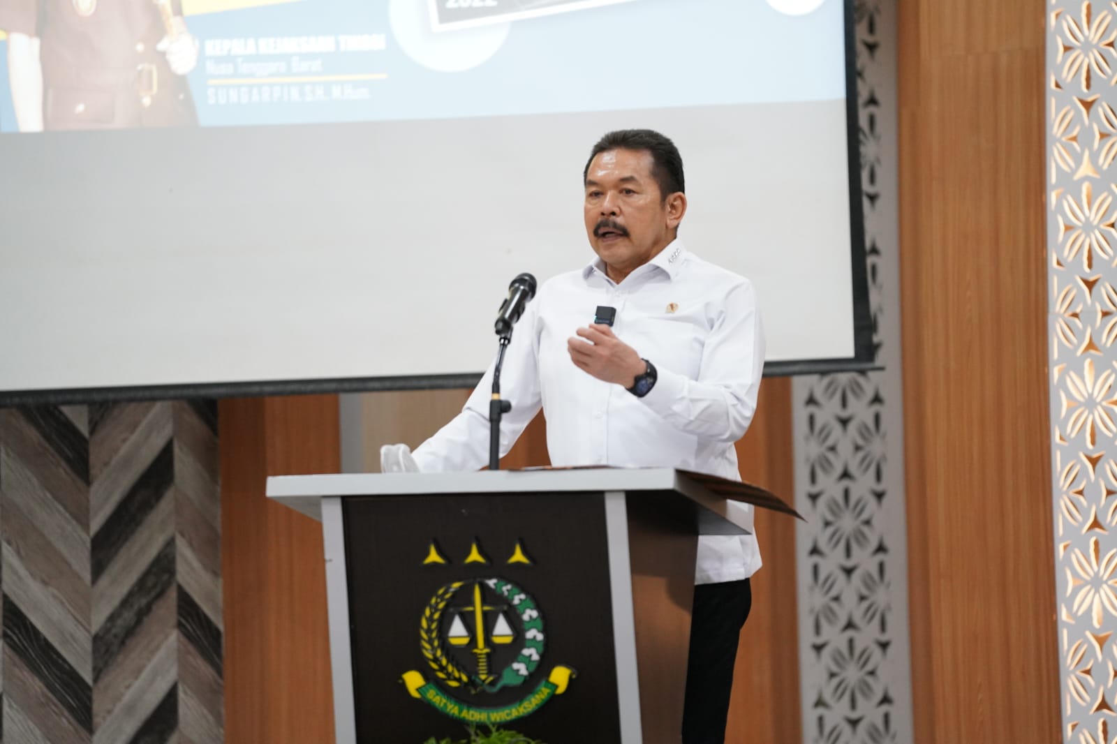 Jaksa Agung : Kedepankan Keadilan Hati Nurani 