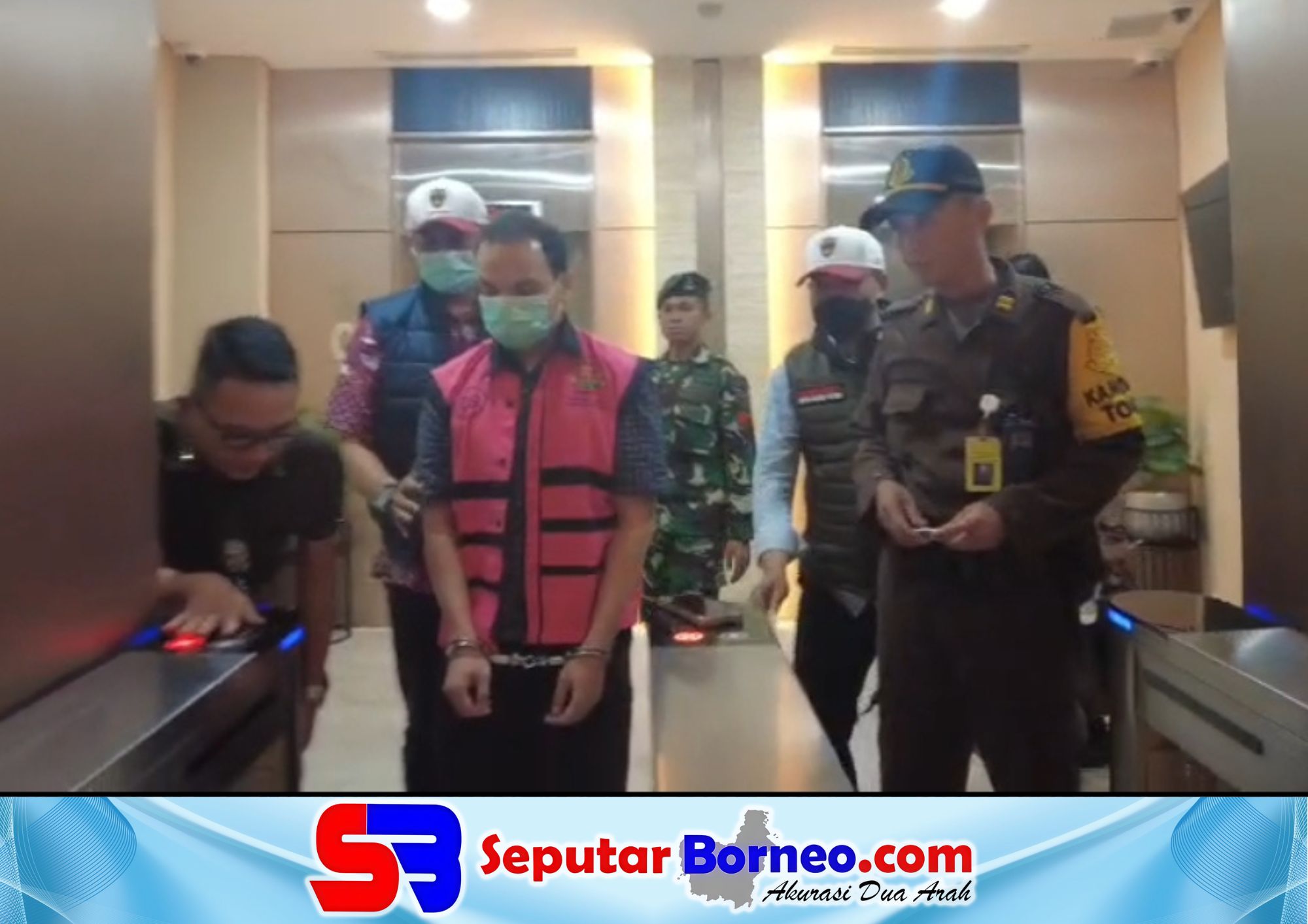 Kejagung Tahan 4 Tersangka Korupsi Izin Tambang Bauksit PT QSS