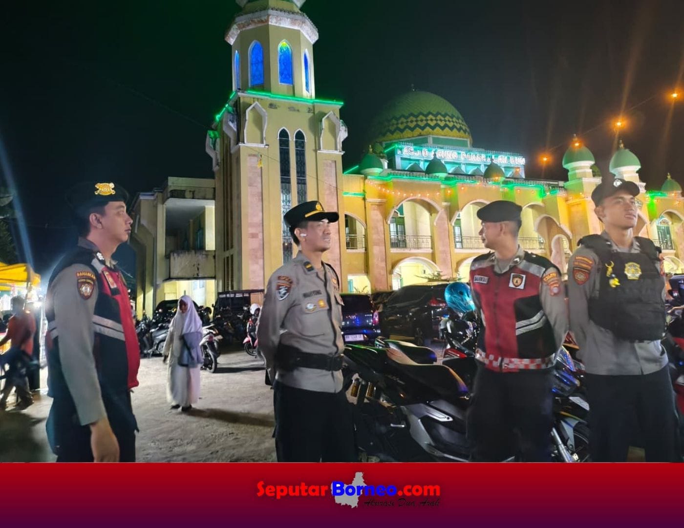 Personil Polres Kotawaringin Barat yang patroli skala intensif malam dengan sejumlah personel yang dikerahkan untuk menyisir sejumlah titik di dalam kota, pada Sabtu (14/9/2025). FOTO: POLRES KOBAR