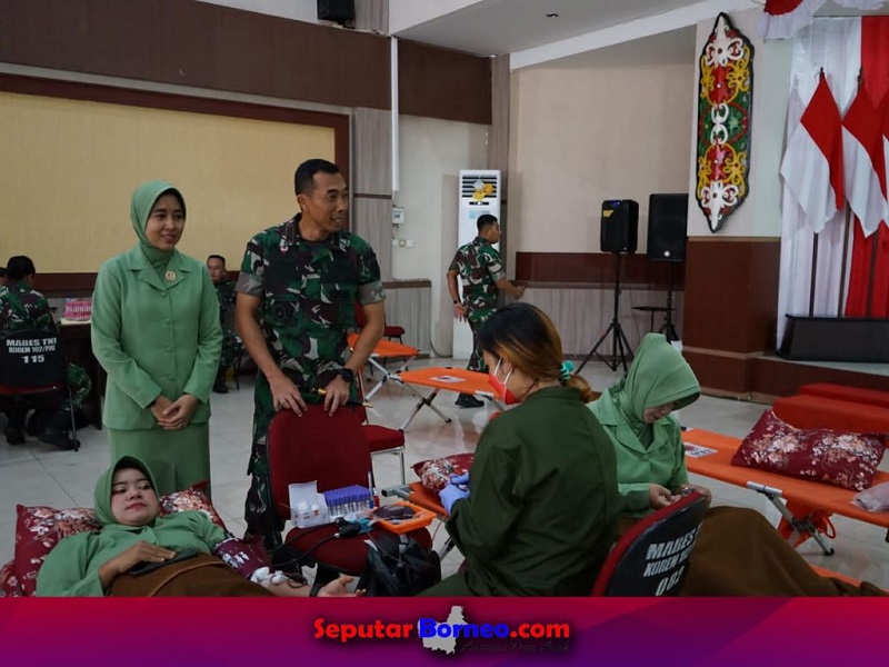 Sambut Hari Jadi ke-49 Korem, Dandim Palangka Raya Ikuti Aksi Donor Darah