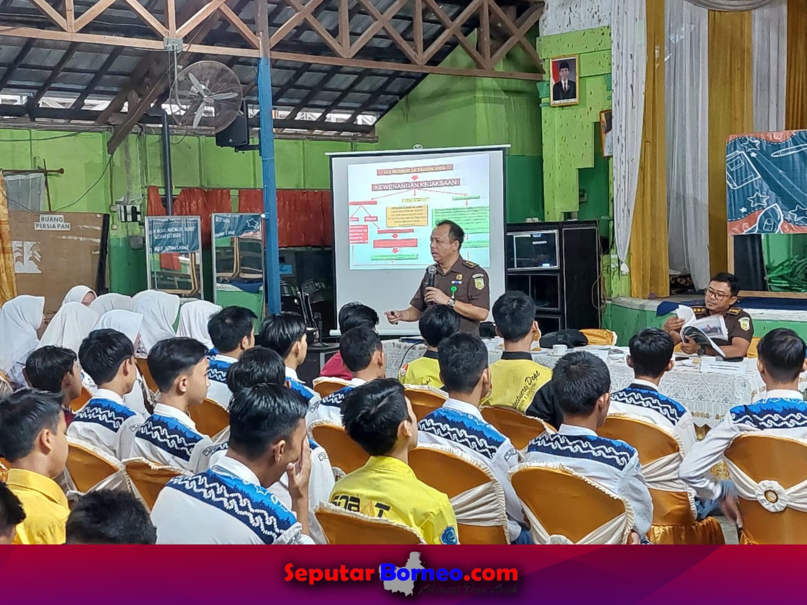 JMS Kejati Kalsel Datangi SMKN 2 Amuntai 
