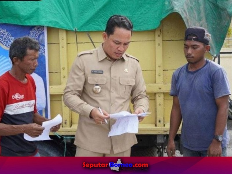 23 Ton Beras dan Minyak Goreng Zakat Abdul Rasyid Sampai di Lamandau