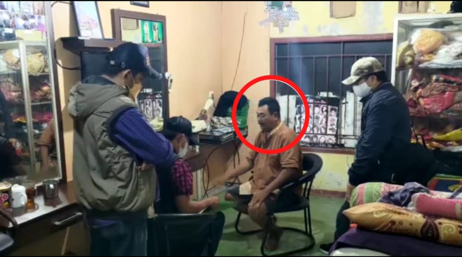 Terpidana Penyimpangan Dana Angsuran dan Kredit Dompleng Dibekuk Tim Tabur