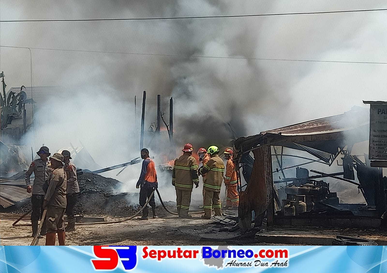 Api Mengamuk di Pangkalan LPG Sampit, Tabung Bertekanan Tinggi Bikin Warga Panik