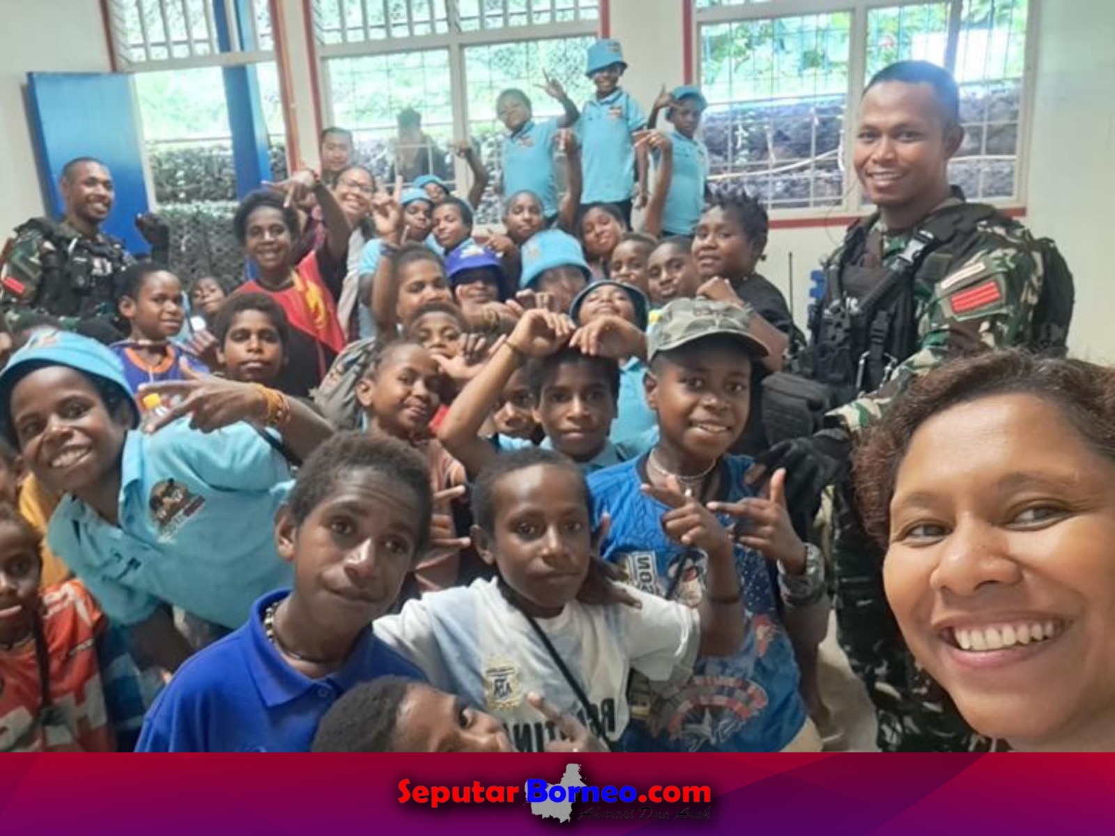 Anak-Anak Papua Gembira Mendapat Motivasi dan Semangat Dari Satgas Yonif R 631Antang
