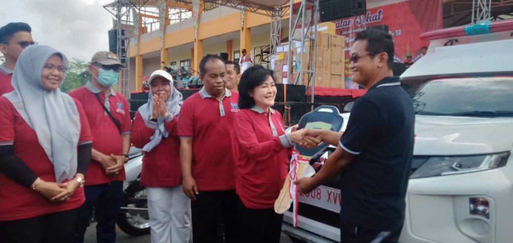 Peringati HKN Ke 58, Dinkes Pulpis Gelar Jalan Sehat Bersama Bupati