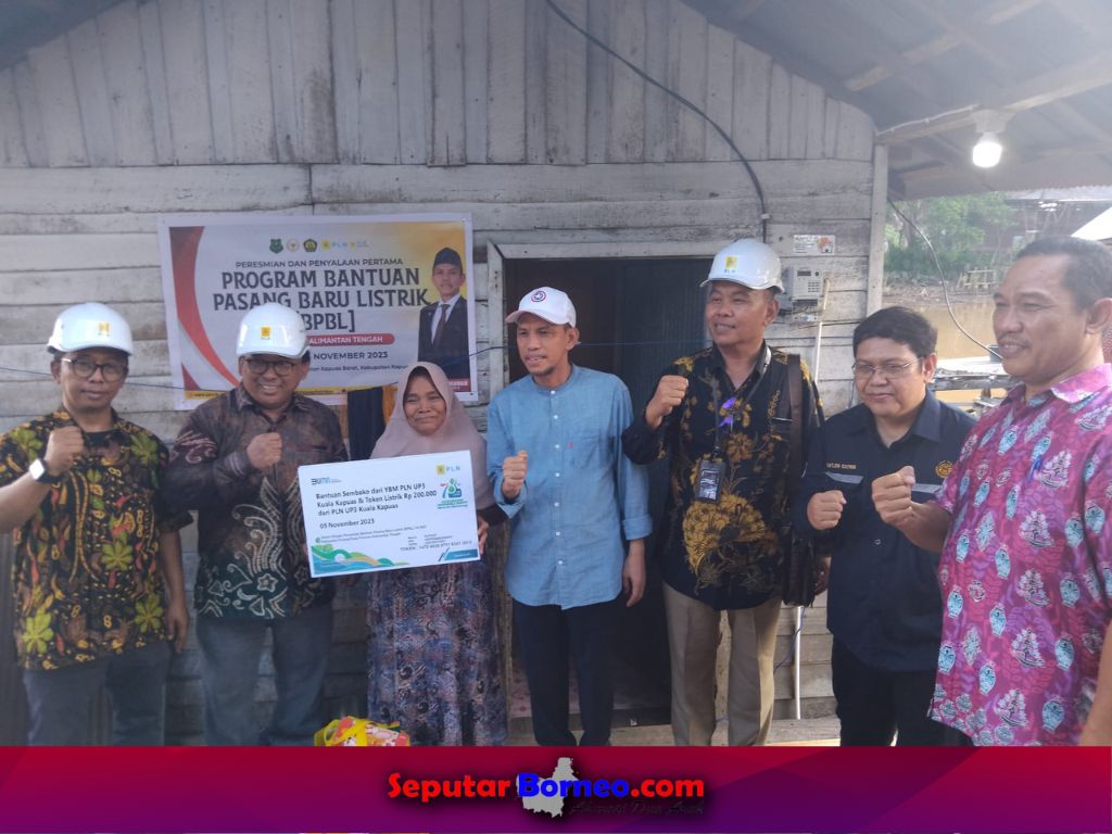 Warga Kurang Mampu di Kapuas Terima Listrik Gratis