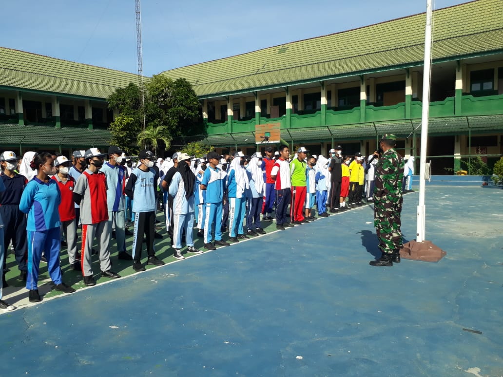 Bentuk Disiplin dan Loyalitas Pelajar dengan PBB