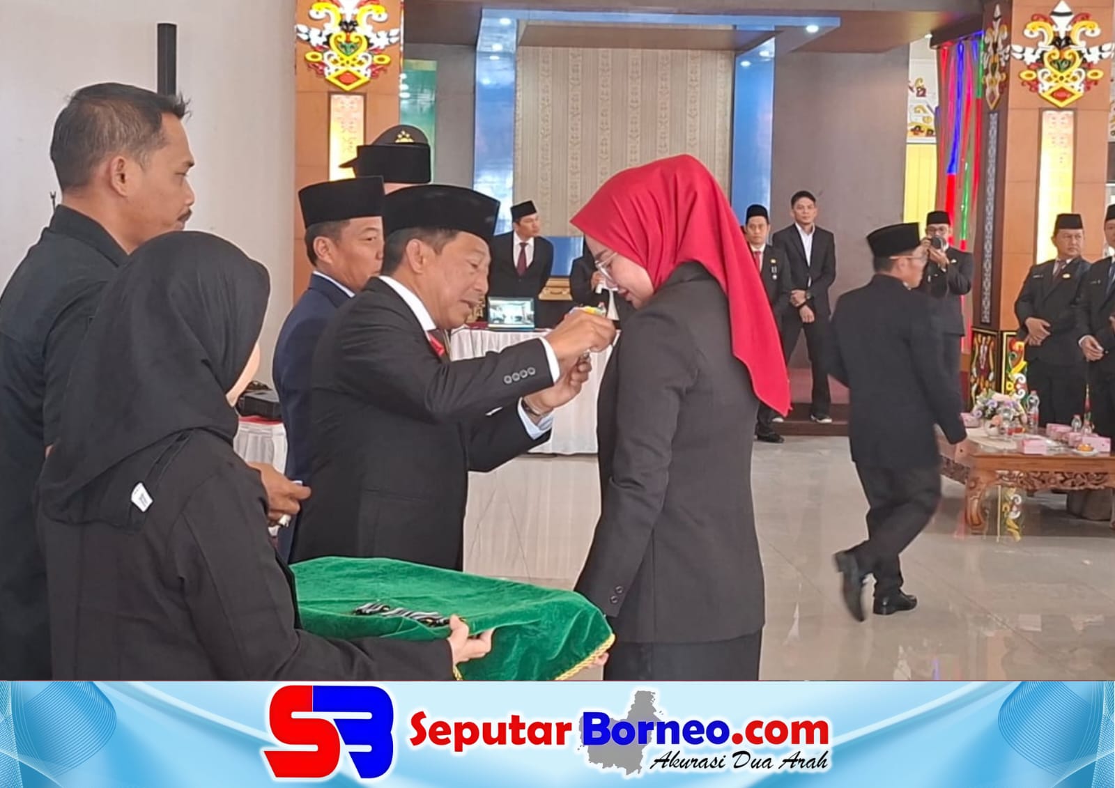 27 ASN Murung Raya Terima Satyalancana Karya Satya