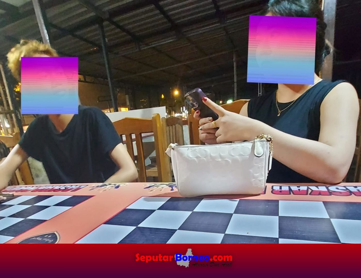 Jam Tangan Hilang di Kafe, Penari Pria dan Gadis Cantik Berseteru