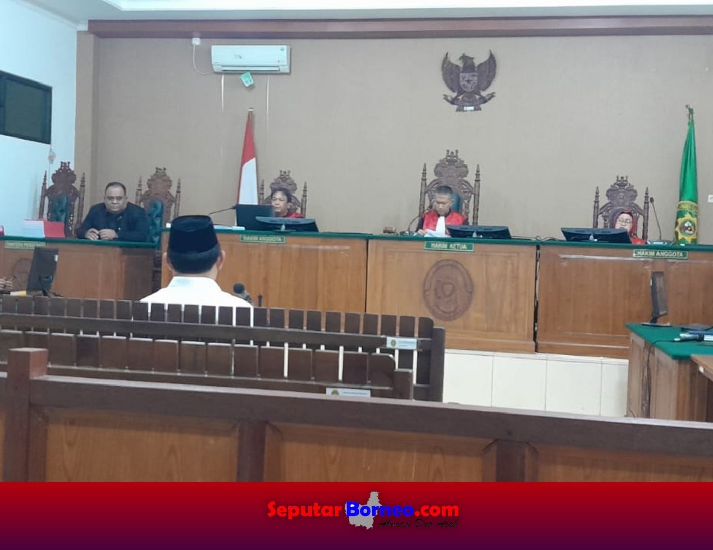 Ujang Iskandar Jalani Sidang Perdana