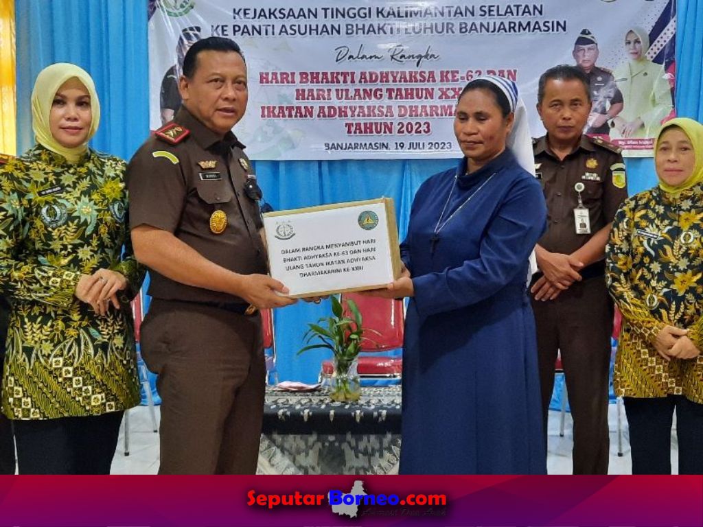 Anjangsana Kejati Kalsel Kunjungi Panti Asuhan dan Anggota KBPA