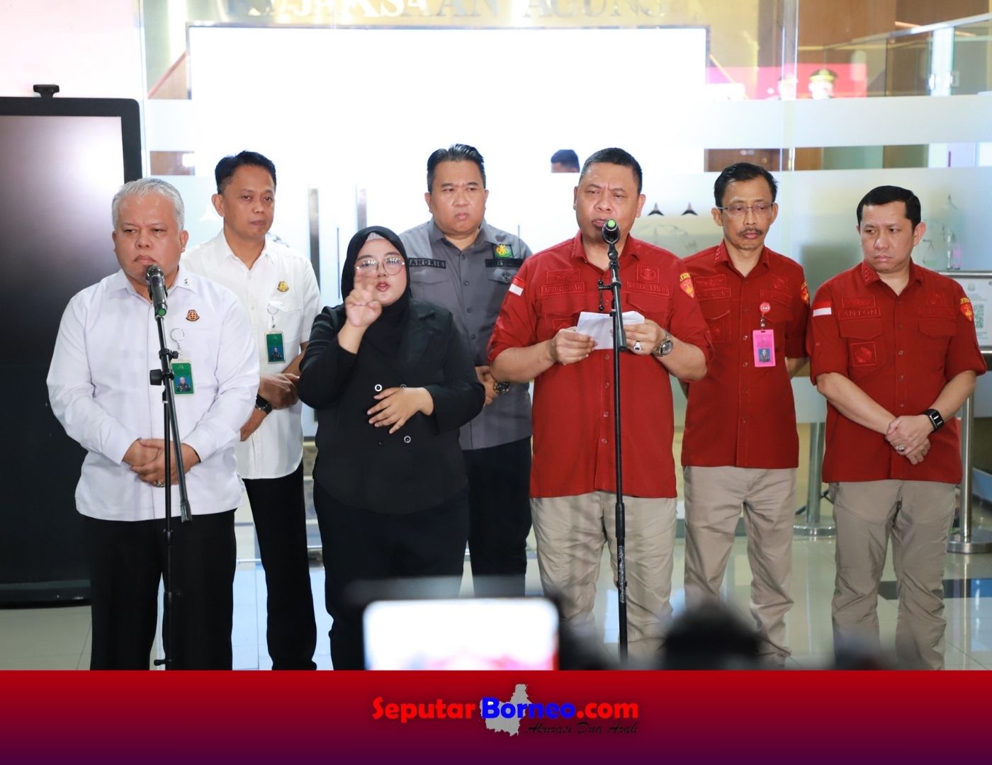 Tiga Oknum Hakim Terima Suap Kasus Pembunuhan, Jaksa Temukan Uang Tunai Miliaran Rupiah