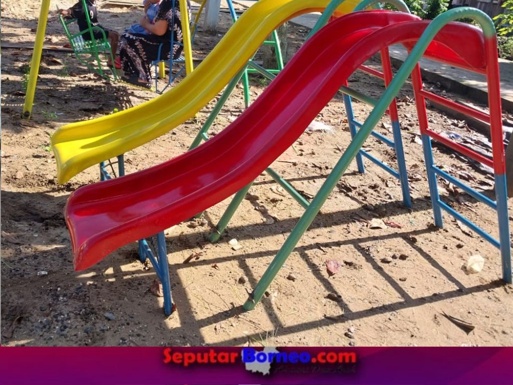Bantuan Meubelair Sekolah, Pemkab Kapuas dan DPRD Diapresiasi