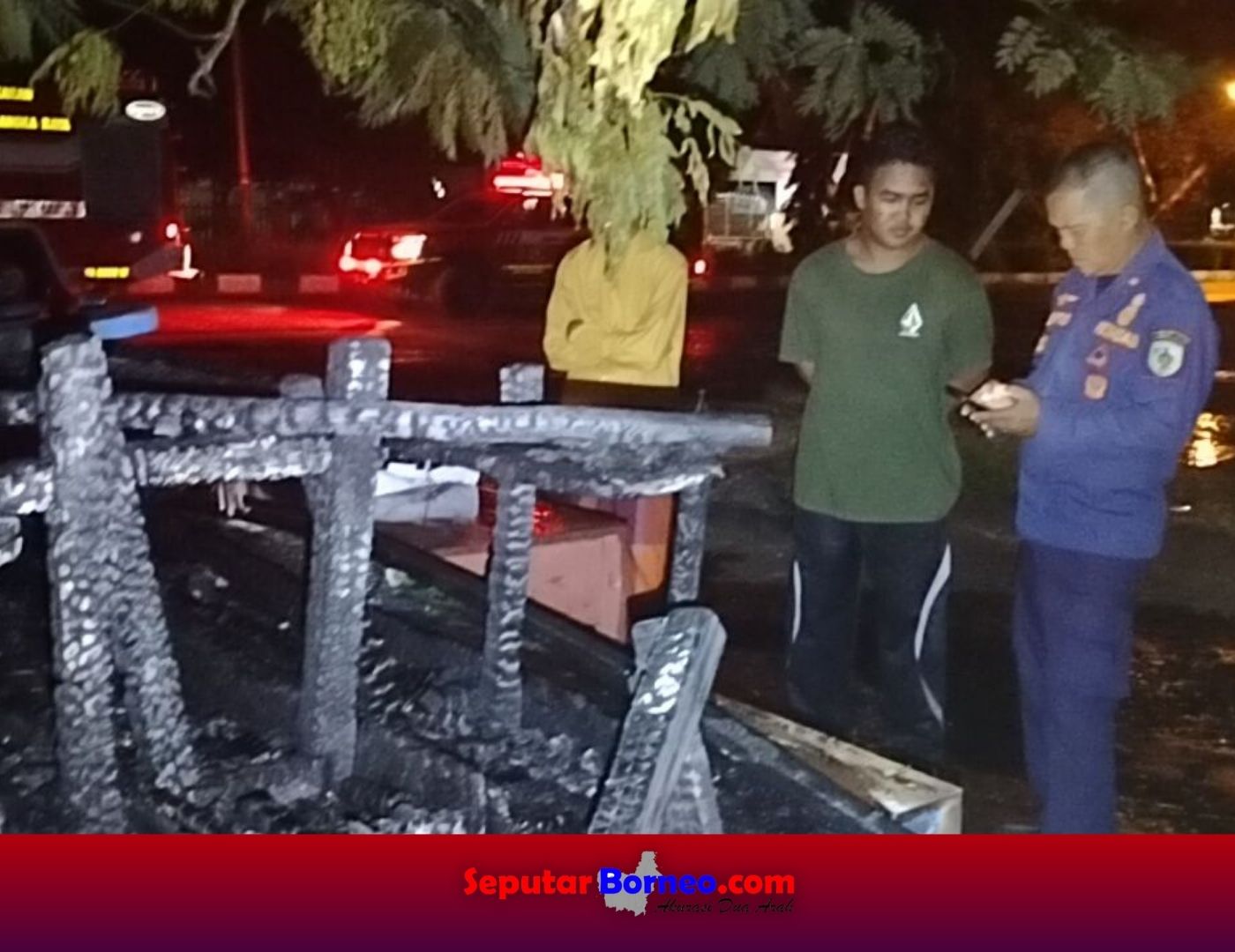 Warung Bakso Depan SMAN 1 Berkobar, Diduga Sengaja Dibakar