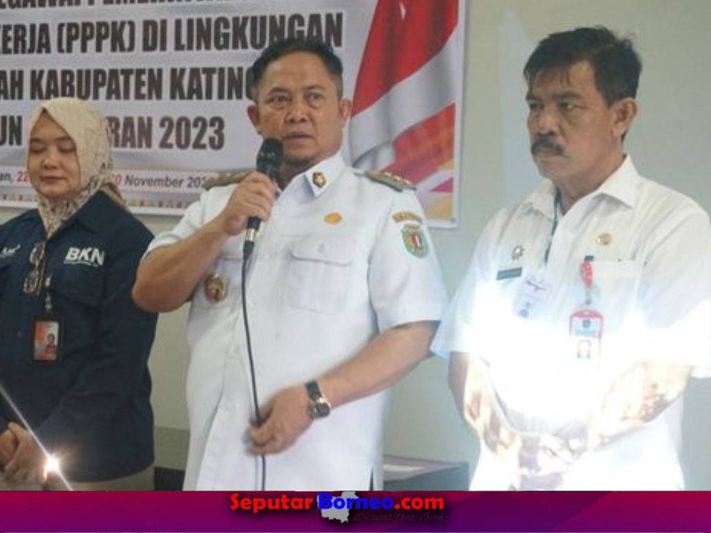 Tinjau Pelaksanaan Tes Seleksi PPPK, Pj Bupati Katingan Minta Kerjakan Soal Secara Teliti