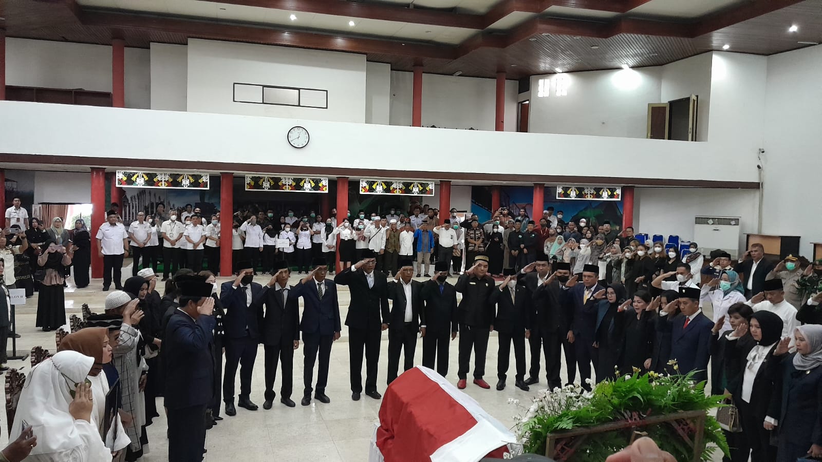 Penghormatan Terakhir Iringi Kepergian Anggota DPRD Jumatni