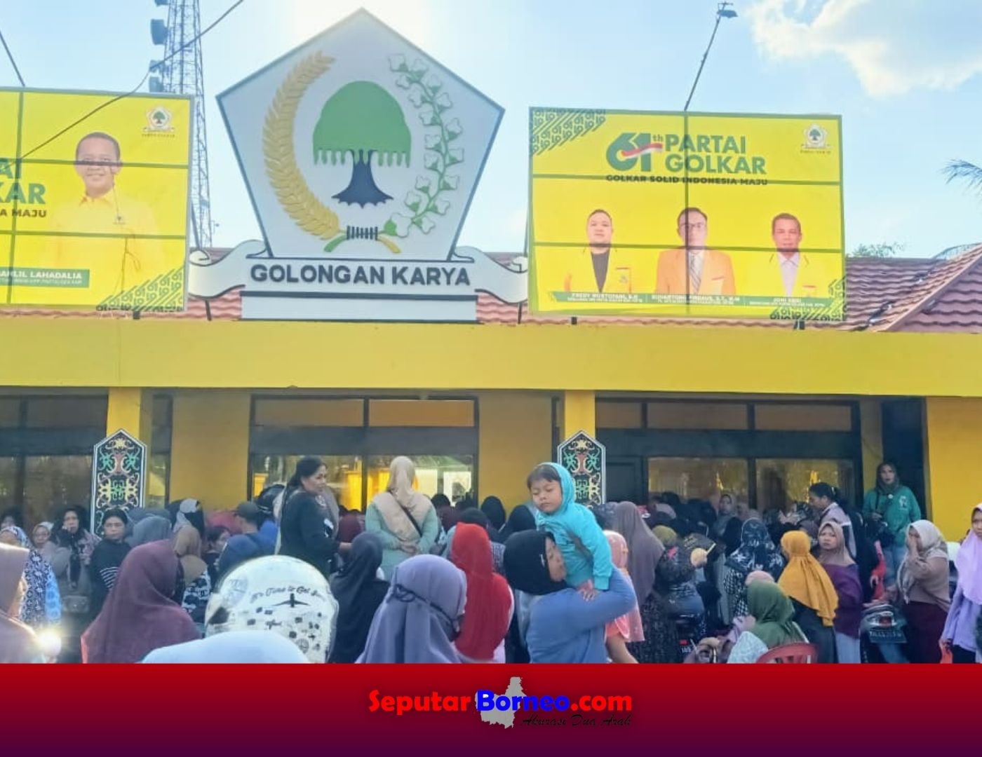 HUT ke-61, Partai Golkar Kotim Gelar Pasar Murah dan Aksi Sosial