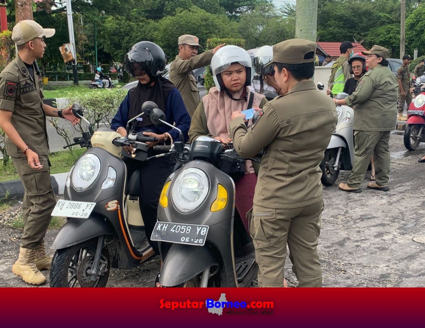 Satpol PP Palangka Raya Jaring Puluhan Masyarakat Tidak Bawa KTP