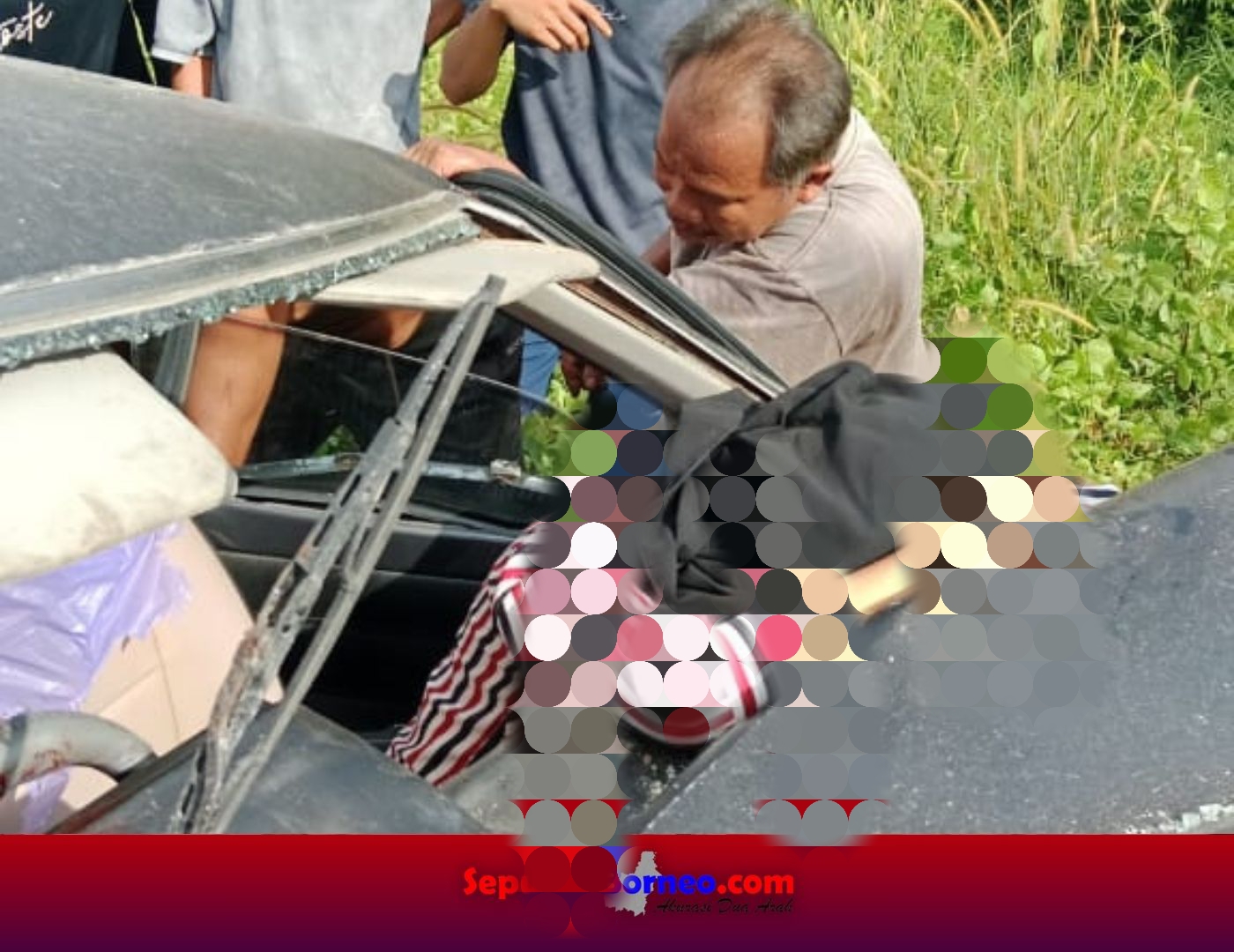 Sedan dan APP Adu Banteng, Satu Orang Tewas