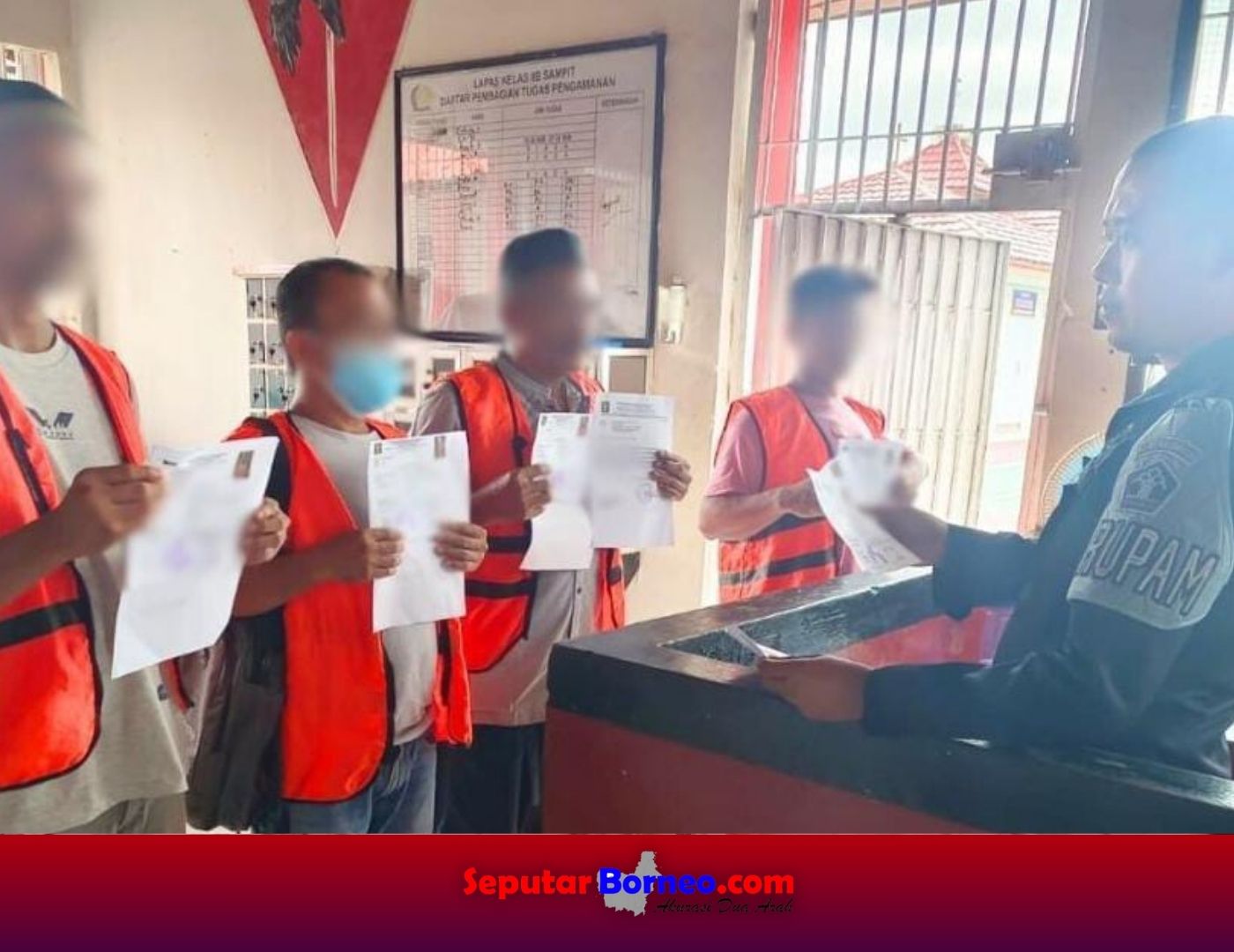 Empat WBP Lapas Sampit Terima PB