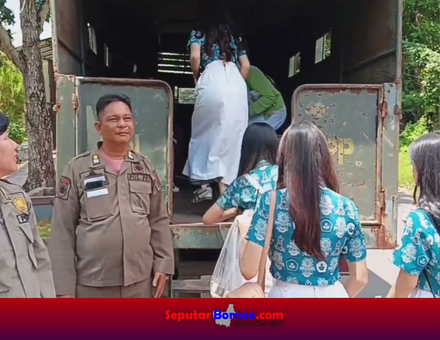 Diduga Bolos Saat Jam Sekolah, Belasan Siswa Diamankan Satpol PP