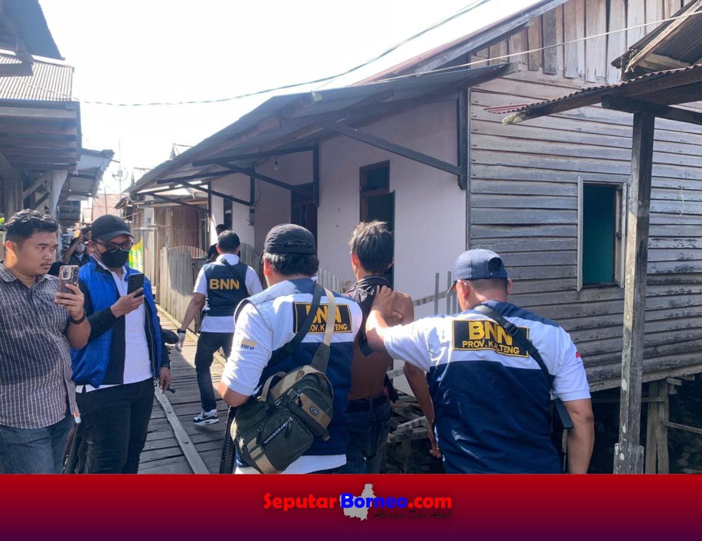 Operasi Gabungan Sisir Kampung Puntun, Lima Warga Diamankan