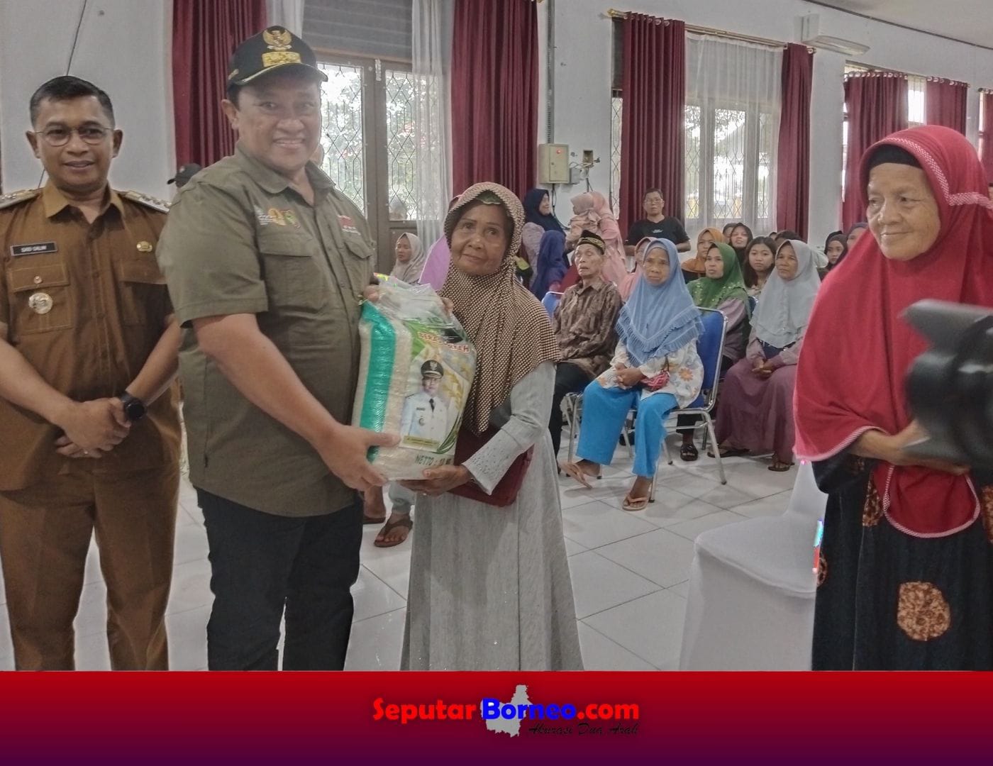 Pj Bupati dan Wagub Cek Pasar Murah