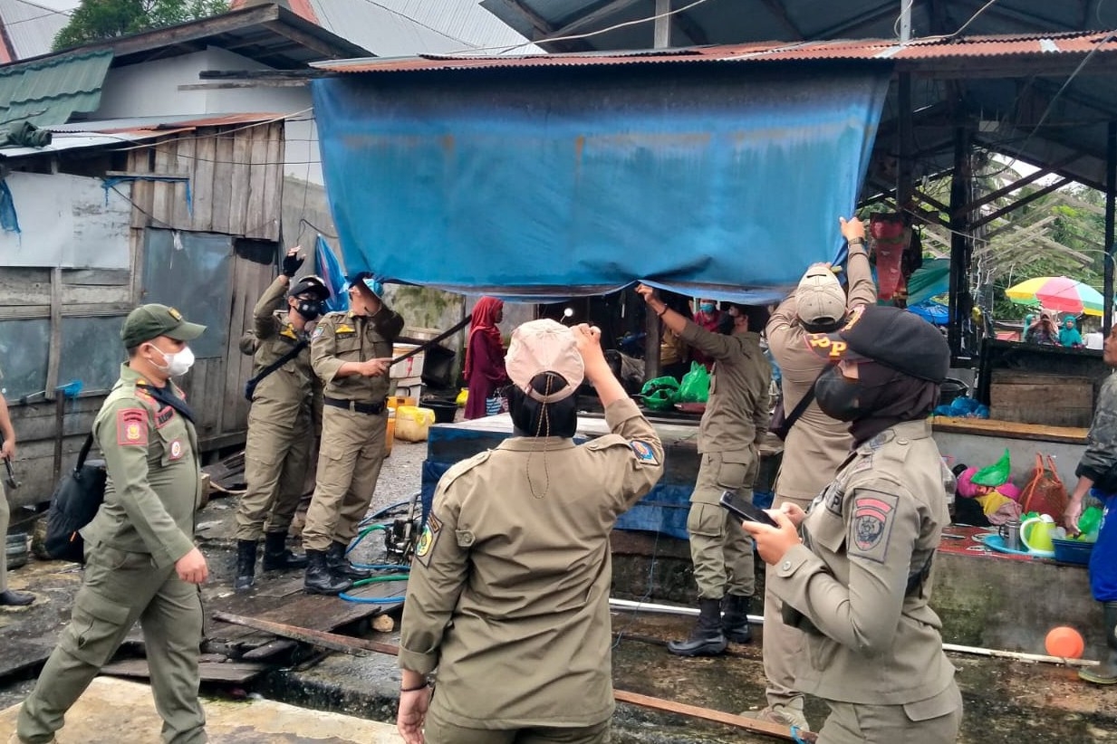 PKL Berjualan Diatas Drainase Ditertibkan